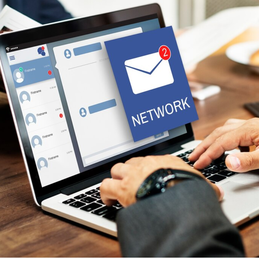 letter-envelop-message-notification-concept_53876-13786 1