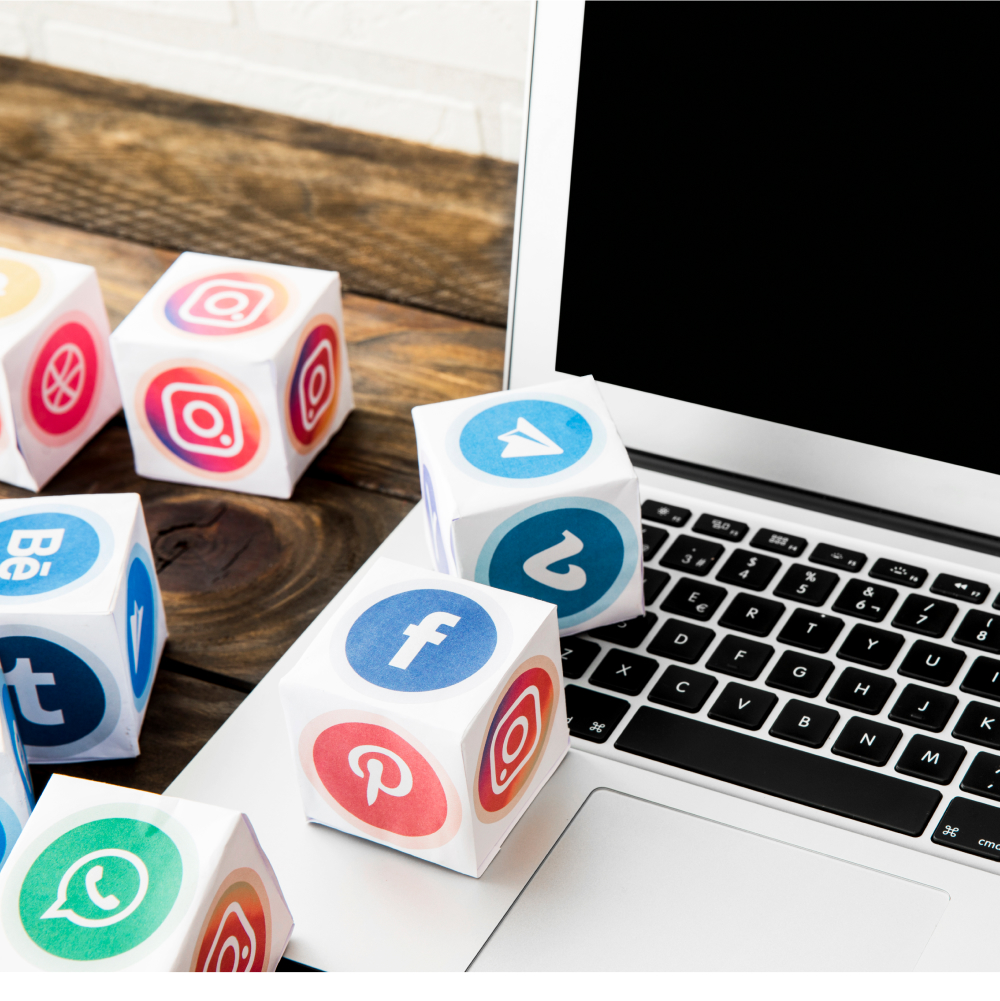 most-popular-mobile-application-icons-with-laptop-office (1)